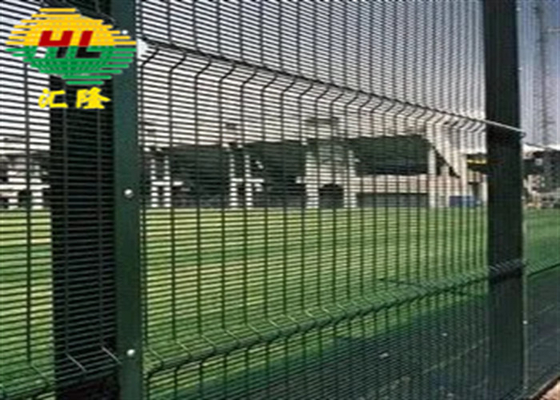 Multipurpose Powder Coated Anti Climb Wire Mesh Fencing 8GA 10GA Diameter