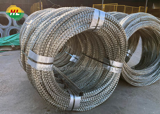 Hot Selling Hot Dipped Galvanized Egoza Wire Bto-16 Roll Concertina Double Strand Razor Blade Barbed Wire